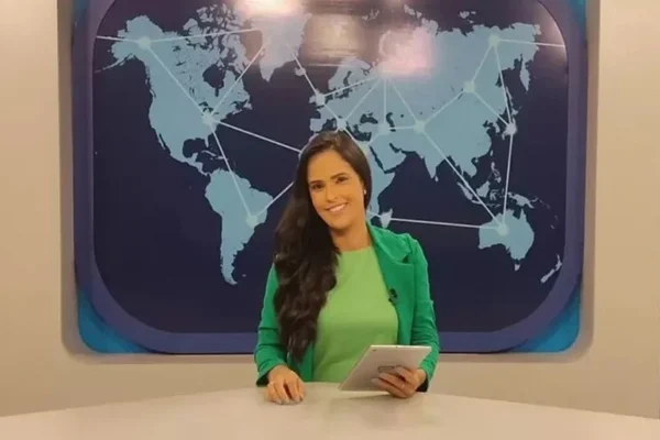 Elaine Cristina, jornalista que morreu aos 28 anos