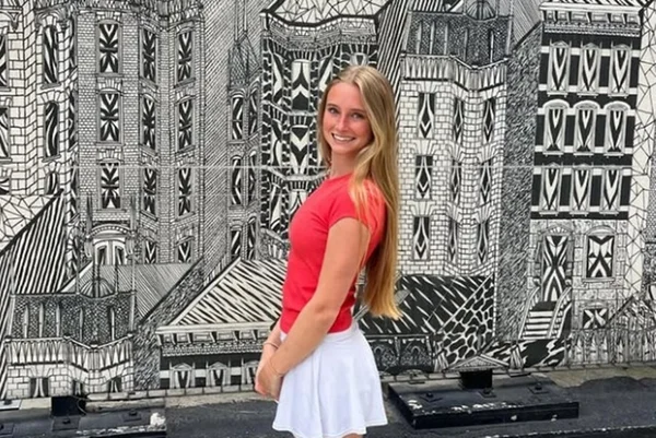 Tiktoker morreu após câncer agressivo - Metrópoles
