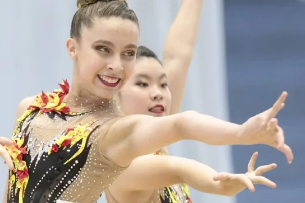 Campeã brasileira de ginástica, Isabelle Marciniak morre aos 18 anos
