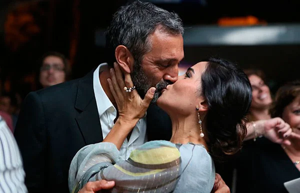 “Reza para ele ficar bem”, pede viúva de Domingos Montagner a amigo