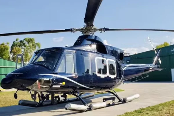 Imagem colorida, Helicóptero cai durante treinamento na Argentina e deixa 7 mortos - Metrópoles