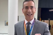César Tralli treina o famoso "boa noite" do Jornal Nacional César Tralli treina o famoso "boa noite" do Jornal Nacional