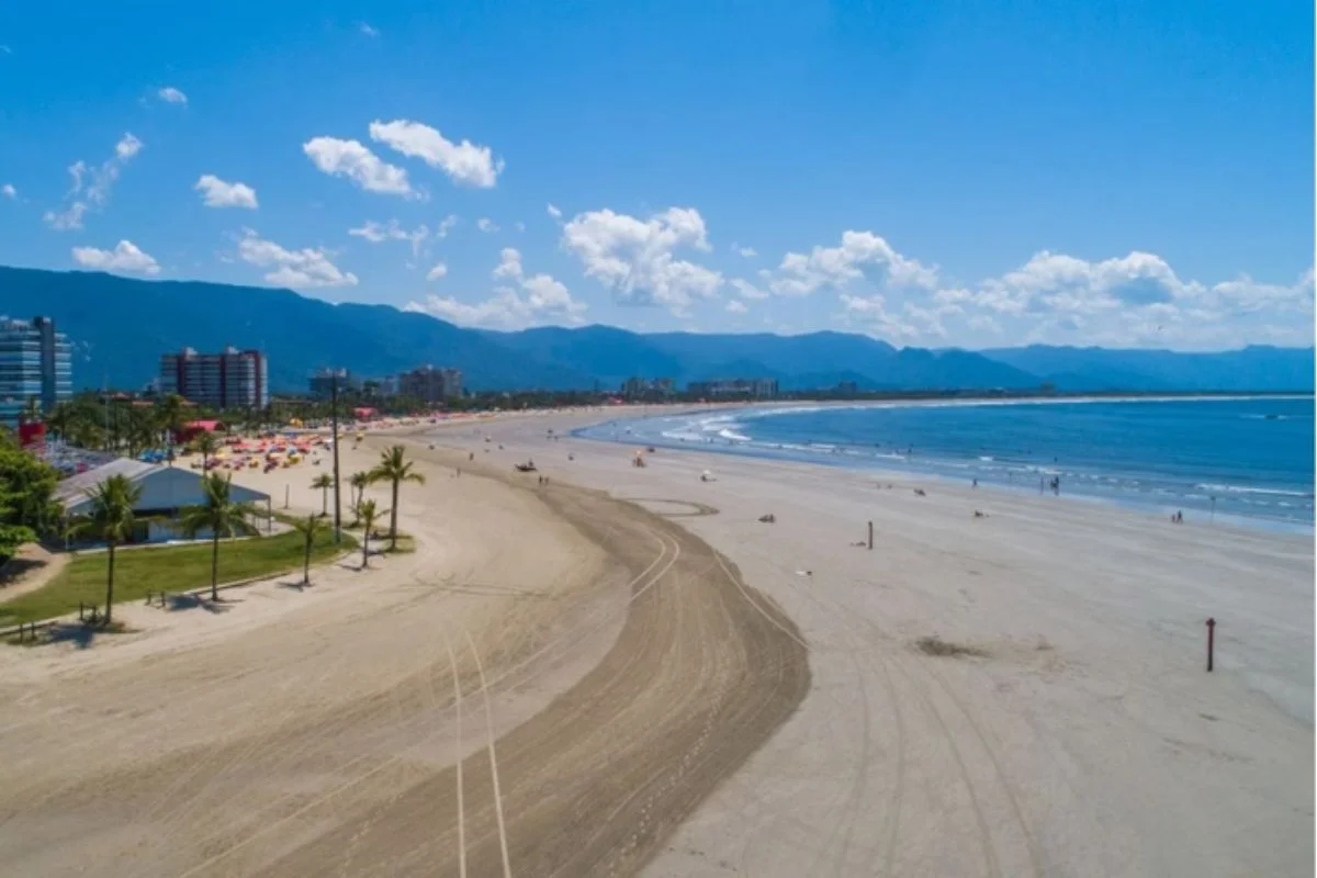 Litoral tem 44 praias impróprias para banho neste feriado