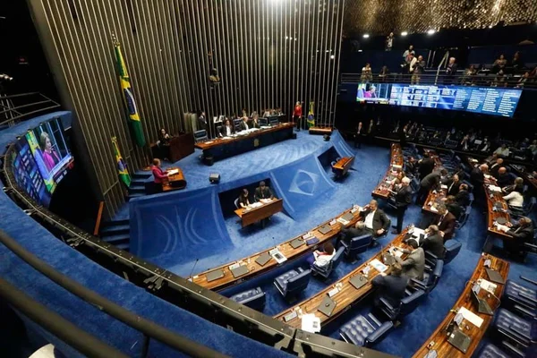Senado aprova comissão externa para acompanhar intervenção no RJ