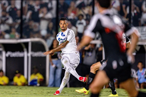 Imagem colorida do jogador Zé Ivaldo