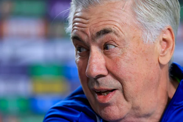 Foto colorida de Carlo Ancelotti, da Seleção Brasileira - Metrópoles