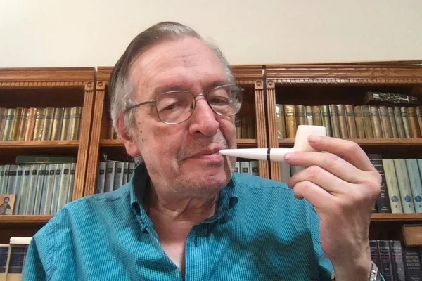 Tratamento de Olavo de Carvalho será todo pelo SUS, confirma médico