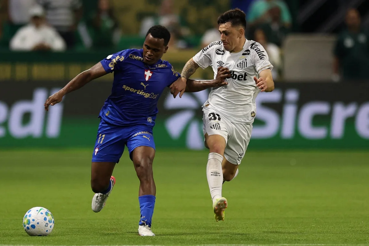 Jhon Arias durante jogo contra o Santos Jhon Arias durante jogo contra o Santos