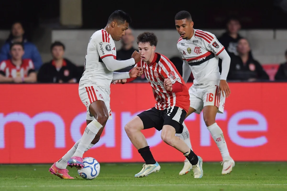 O Flamengo visitou o Estudiantes, na Argentina, pela Libertadores O Flamengo visitou o Estudiantes, na Argentina, pela Libertadores