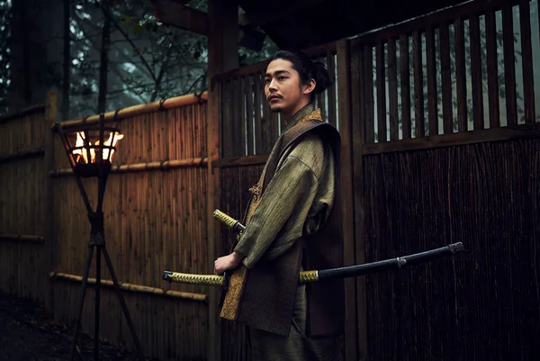 Elenco da série Xógum: A Gloriosa Saga do Japão