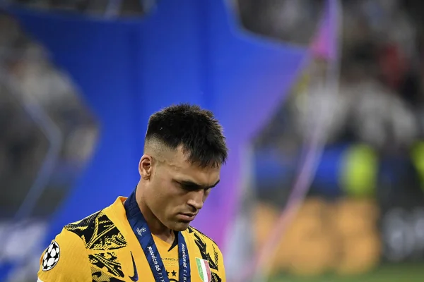 Imagem colorida de Lautaro Martínez, da Inter de Milão- Metrópoles