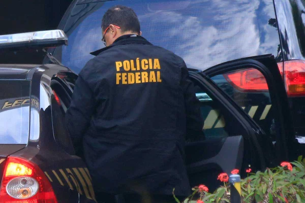 Reforma administrativa prevê aposentadoria integral aos policiais