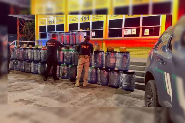 Saiba qual é a superdroga apreendida pela PRF e que abasteceria o DF