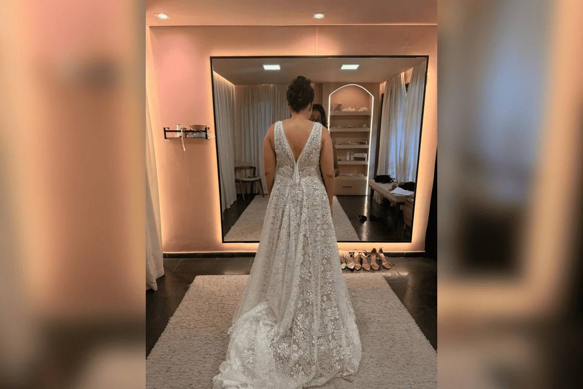 Vestido que a loja apresentou na segunda visita Vestido que a loja apresentou na segunda visita