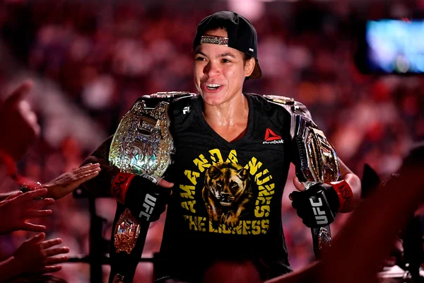 Brasileira Amanda Nunes decreta: “Sou a maior lutadora do UFC”