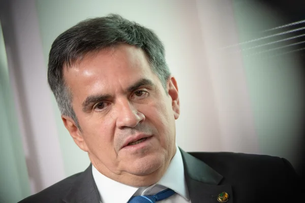 União Brasil diverge de Ciro Nogueira e empurra decisão sobre apoio a Flávio - destaque galeria União Brasil diverge de Ciro Nogueira e empurra decisão sobre apoio a Flávio - destaque galeria