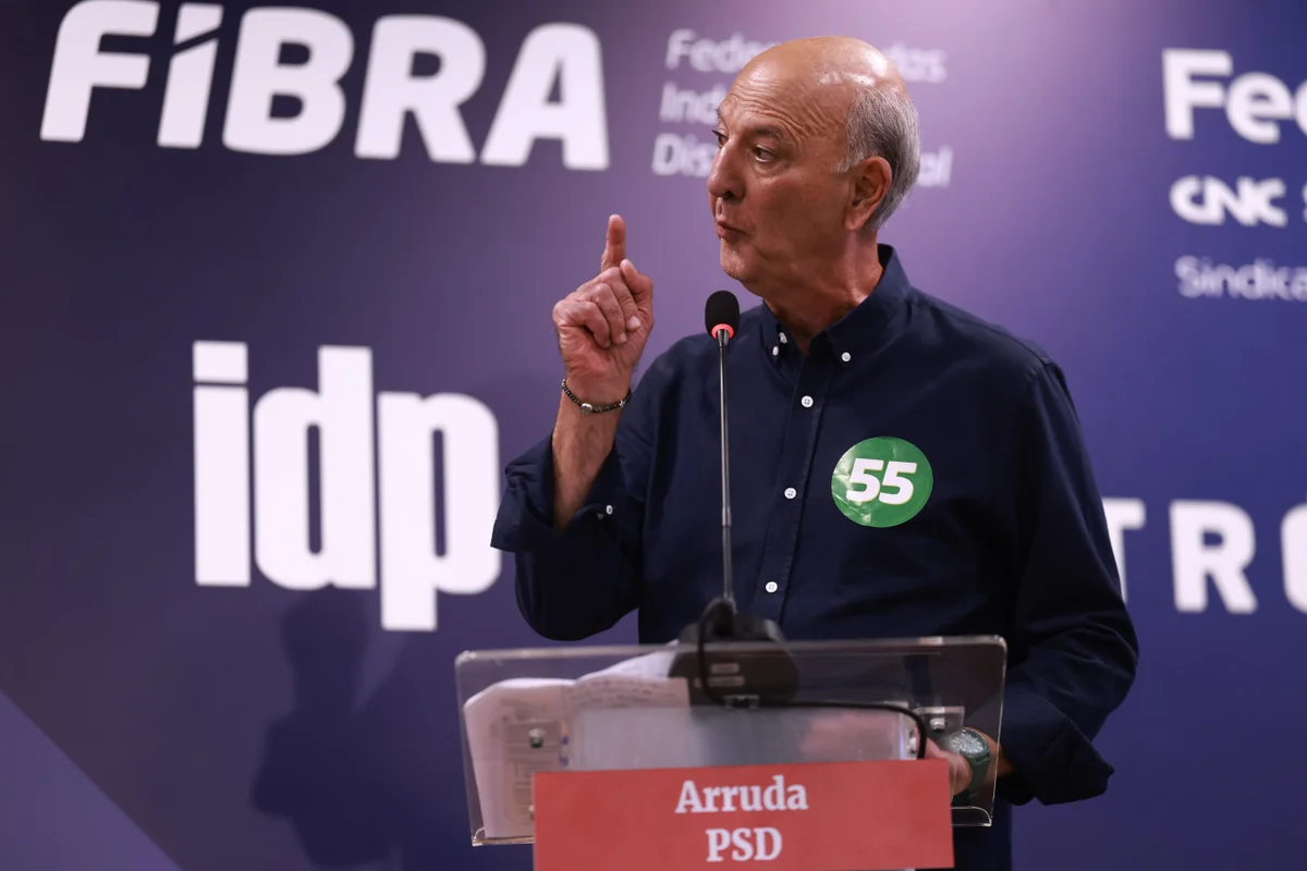Arruda pretende fazer faixa exclusiva para o trânsito de motociclistas