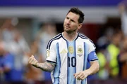 Messi alcança artilheiros de quatro Copas em apenas 2 jogos - imagem 2 Messi alcança artilheiros de quatro Copas em apenas 2 jogos - imagem 2