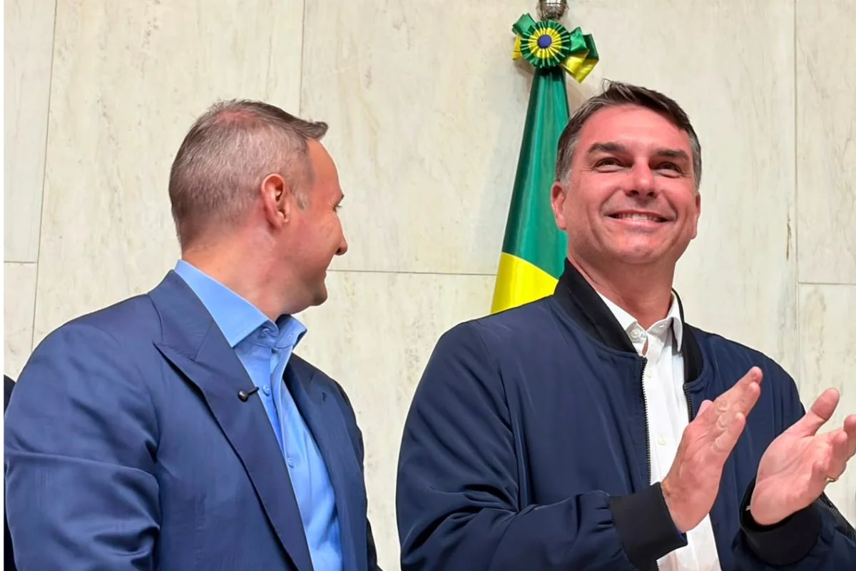 Sem Rueda e Ciro, União-PP confirma apoio a Tarcísio em convenção - imagem 8 Sem Rueda e Ciro, União-PP confirma apoio a Tarcísio em convenção - imagem 8