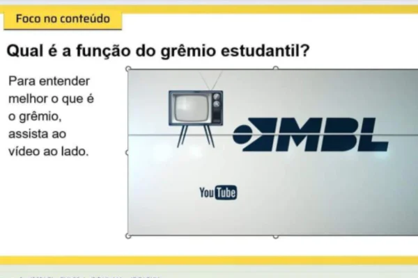 imagem colorida mostra slide do governo estadual sugerindo que alunos assistam vídeo do MBL para entender função do grêmio estudantil - metrópoles