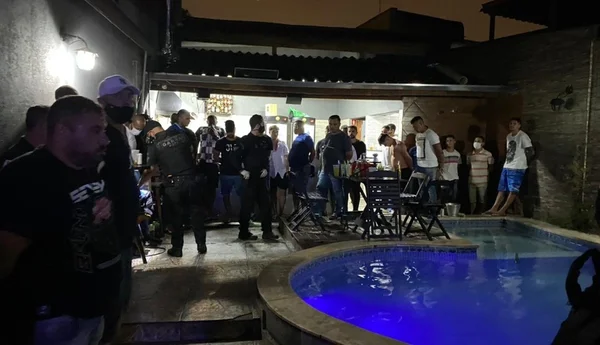 Polícia Civil interrompe festa clandestina com 70 pessoas em SP