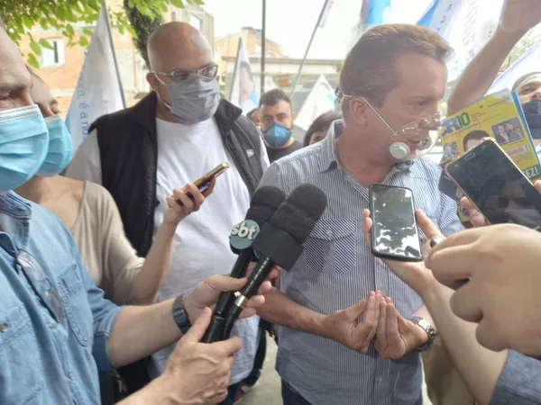 “Me perseguem porque sou aliado do Bolsonaro”, reclama Russomanno em SP