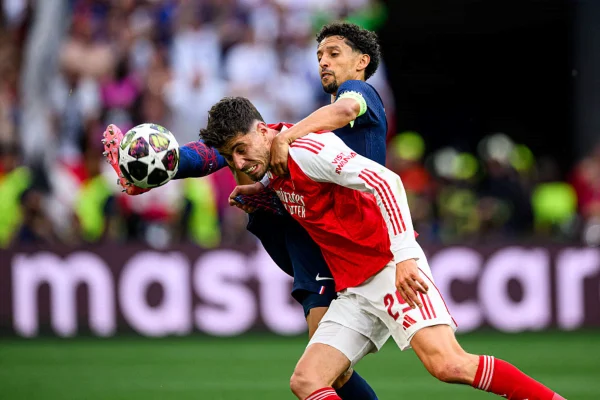 Imagem colorida da final da Champions League entre PSG x Arsenal- Metrópoles