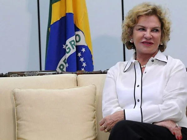 Marisa Letícia, uma primeira-dama atuante e discreta