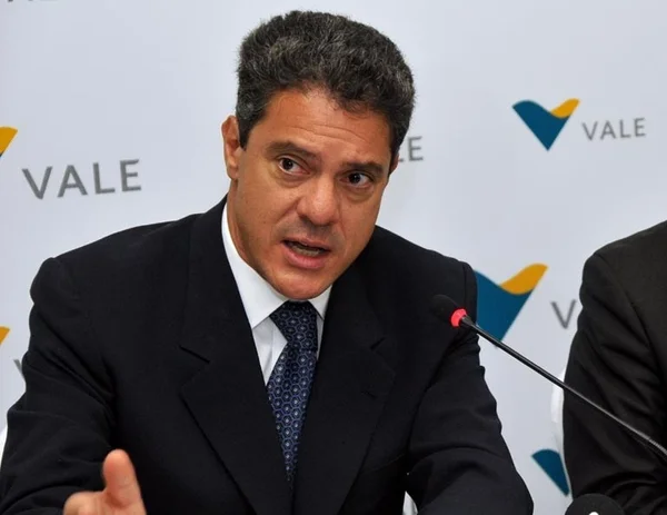 Ex-presidente da Vale Roger Agnelli morre em acidente aéreo