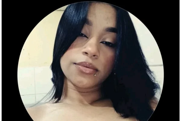 Imagem colorida,Adolescente de 15 anos morre após ex-namorado esfaqueá-la- Metrópoles