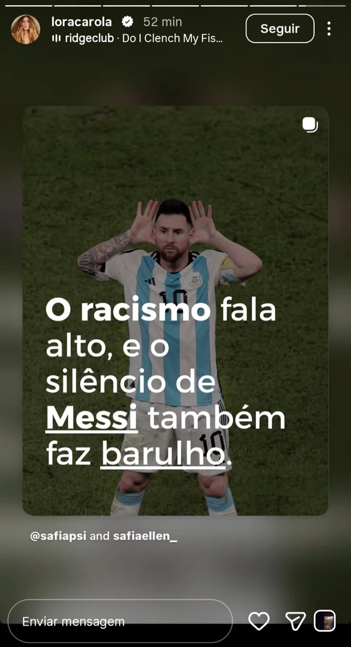 Carolina Dieckmmann compartilhou uma foto de Messi Carolina Dieckmmann compartilhou uma foto de Messi