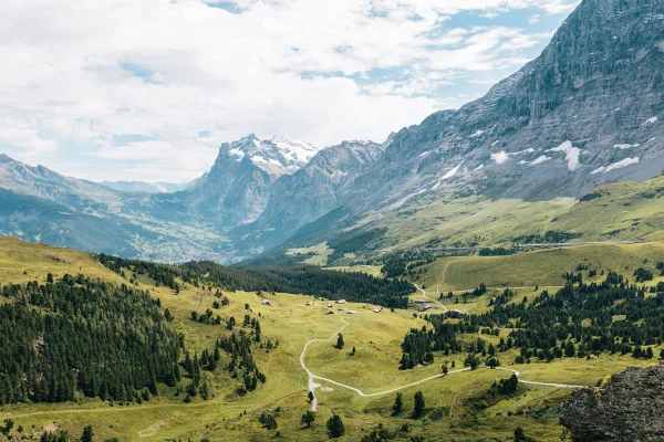 Projeto busca voluntários para morar nos Alpes italianos com tudo pago