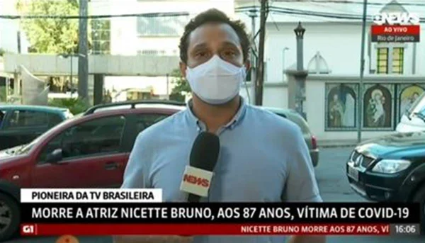 Repórter se emociona ao lembrar perda da mãe por Covid-19 ao noticiar morte de Nicette Bruno