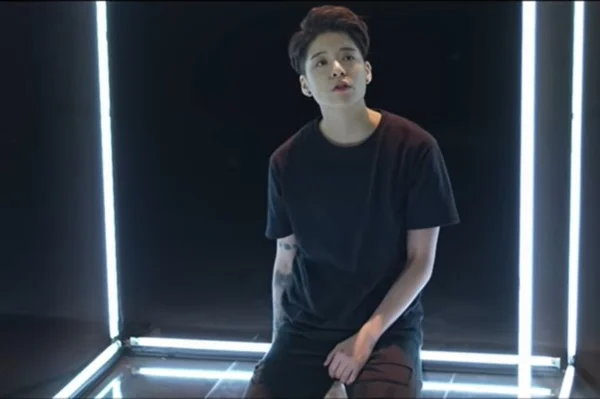 K-pop: Amber Liu pede desculpas após acusação de racismo
