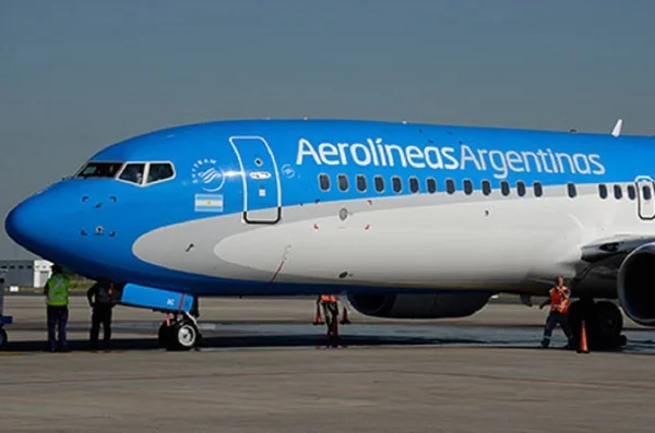 Greve geral faz companhia argentina Aerolíneas cancelar voos