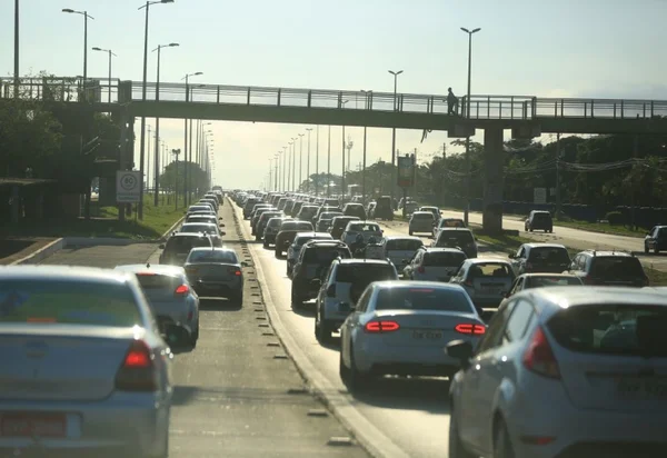 EPTG: alargamento de pistas sobre pontes é liberado para veículos