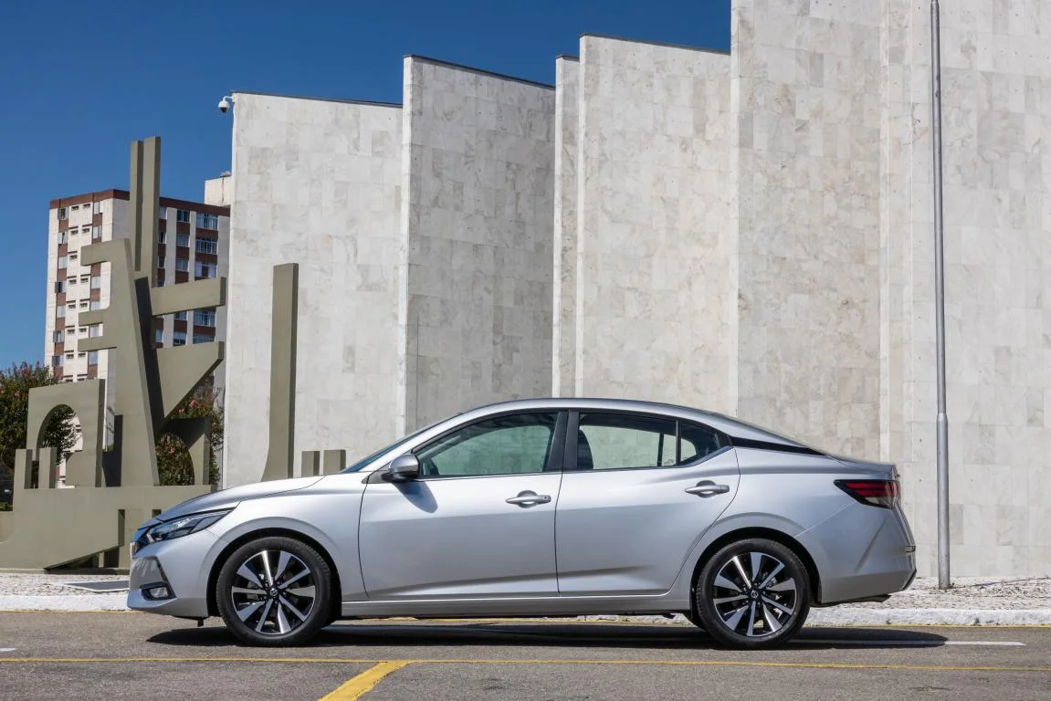 Novo Sentra sobe de patamar. Preços vão de R$ 148 mil a R$ 171,5 mil - imagem 10 Novo Sentra sobe de patamar. Preços vão de R$ 148 mil a R$ 171,5 mil - imagem 10
