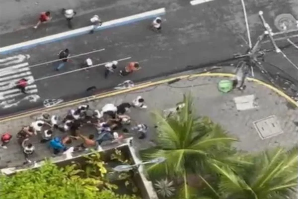 Briga de torcidas em Recife