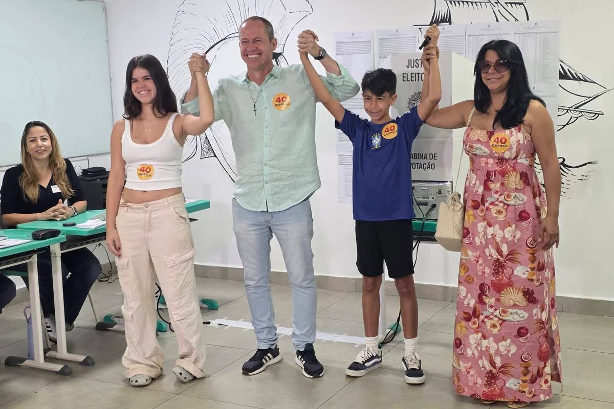 Cappelli vota no Sudoeste e se diz confiante: "Vamos ao segundo turno"