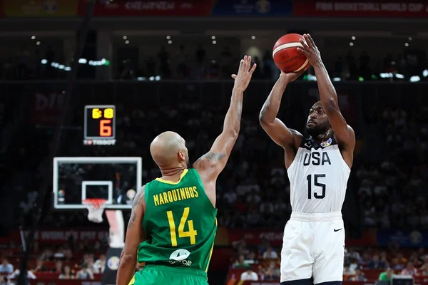Mundial de Basquete: Brasil começa bem, mas sucumbe aos EUA e dá adeus