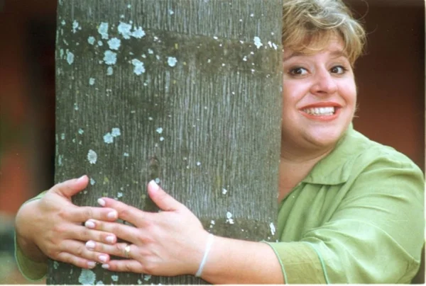 Lembra dela? Elaine, campeã do No Limite, volta à Globo 18 anos depois