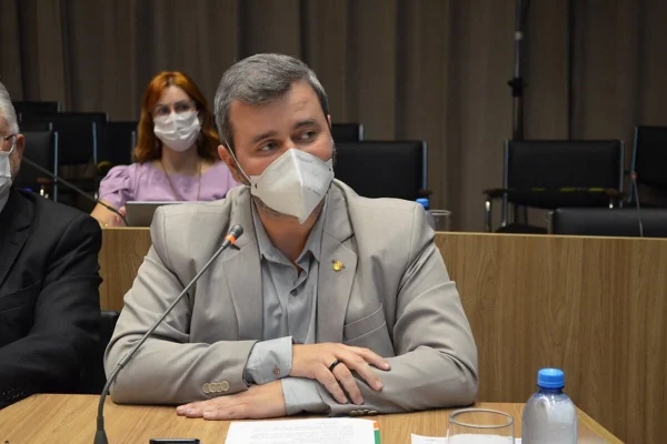 nésio fernandes presidente do conass