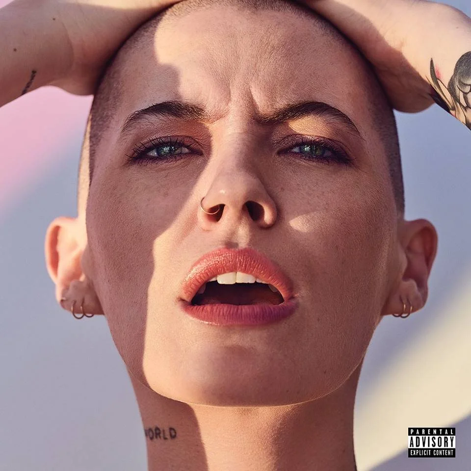 <strong>Bishop Briggs:</strong> Sarah Grace McLaughlin, mais conhecida como Bishop Briggs, é uma música, cantora e compositora britânica. Seu single River foi o hit número três na parada americana Alternative e ela lançou seu primeiro álbum, Church of Scars, em 20 de abril de 2018. Uma de suas principais músicas é <a href="https://www.youtube.com/watch?v=h5jz8xdpR0M">River</a> <strong>Bishop Briggs:</strong> Sarah Grace McLaughlin, mais conhecida como Bishop Briggs, é uma música, cantora e compositora britânica. Seu single River foi o hit número três na parada americana Alternative e ela lançou seu primeiro álbum, Church of Scars, em 20 de abril de 2018. Uma de suas principais músicas é <a href="https://www.youtube.com/watch?v=h5jz8xdpR0M">River</a>