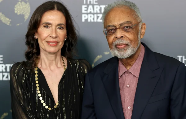 Gilberto Gil canta Garota de Ipanema no Prêmio Earthshot