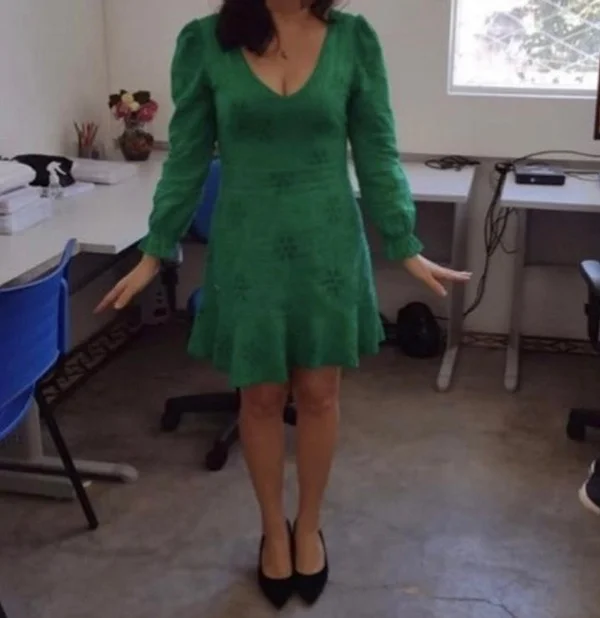 Professora é julgada pela roupa