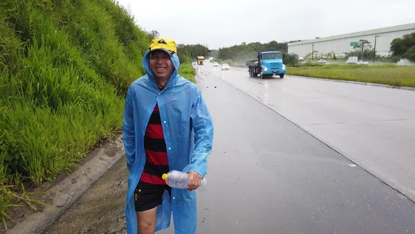 Torcedor do Sport anda 60km para ver o time