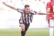 O Santos venceu o Internacional 