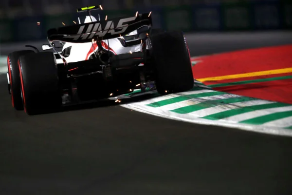 Mick Schumacher sofre acidente grave em classificatório na Fórmula 1