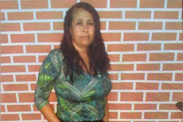 filhos matam pai a pauladas em caldas novas para vingar assassinato da mãe, goiás