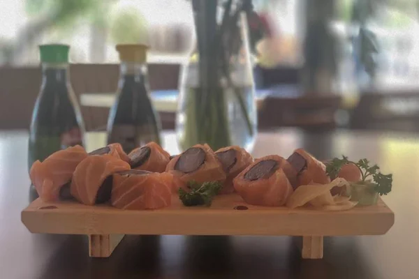 Conheça o sushi low-carb do Taikan. Dica: não é o sashimi